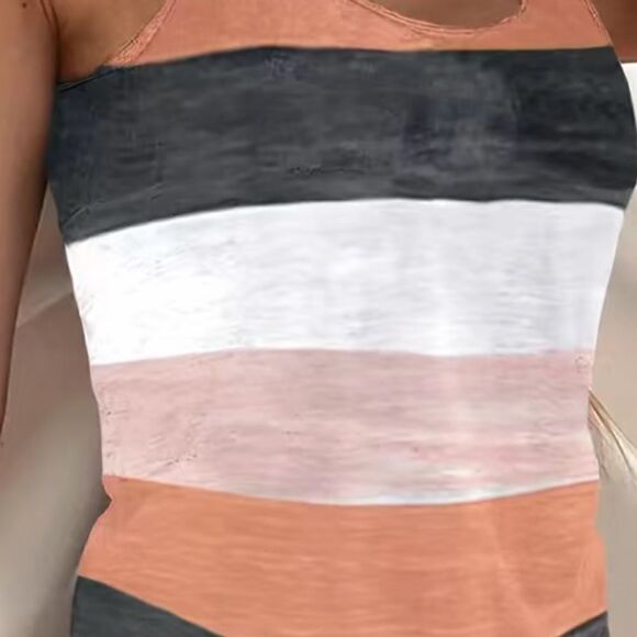 Color block two piece Shorts Set. Tank top, and drawstring elastic waist shorts. - Picture 8 of 9